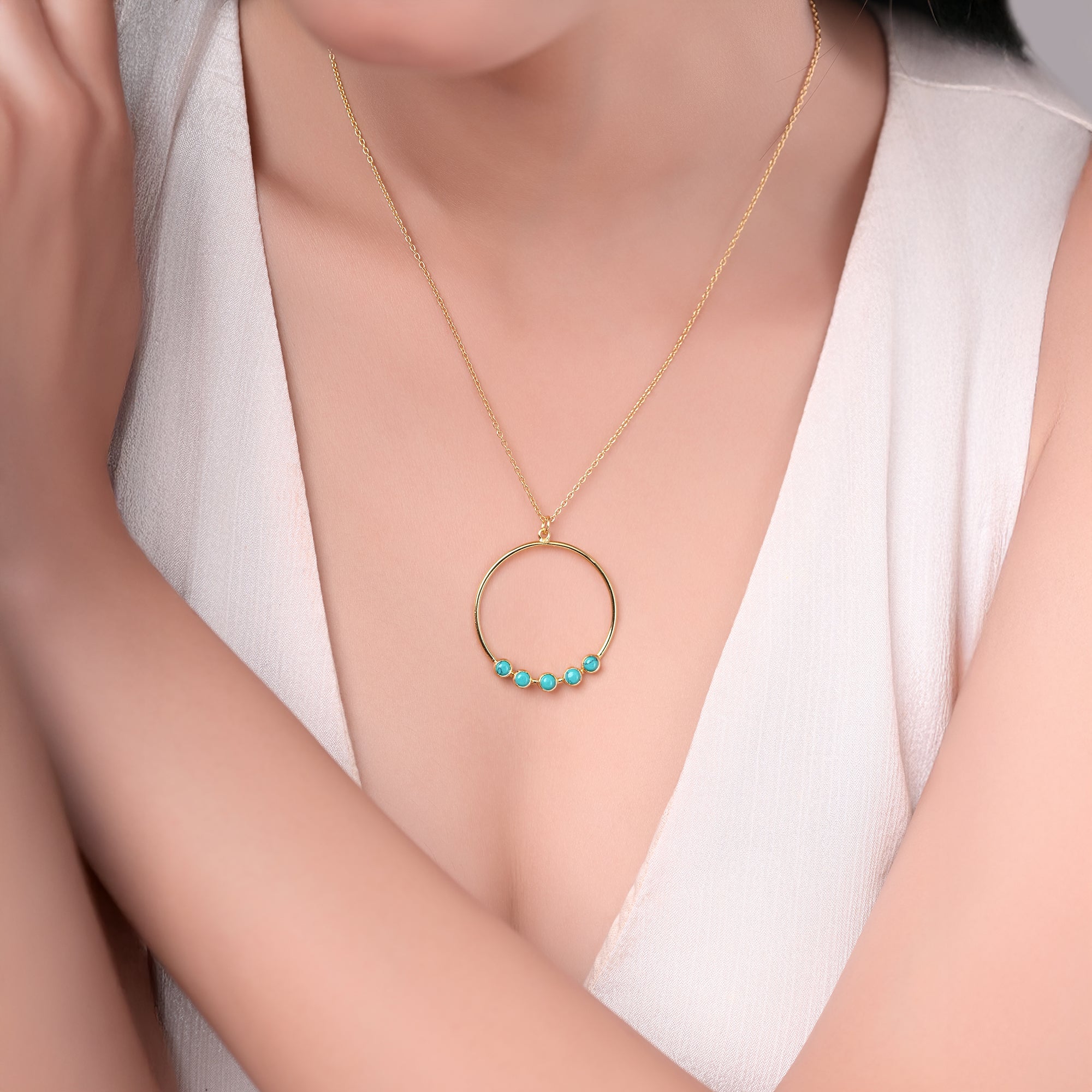 The Sky Loop Pendant