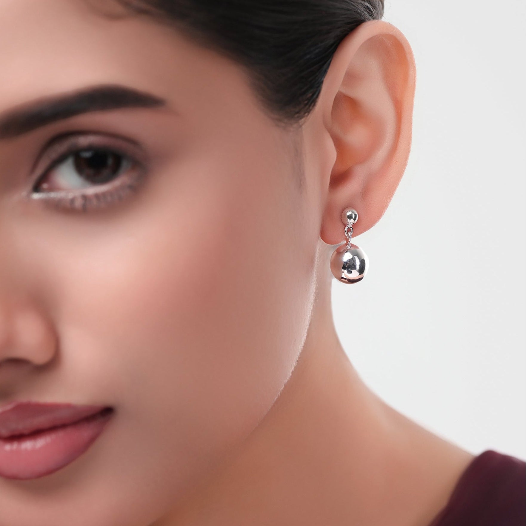 The Allessia Drop Earrings