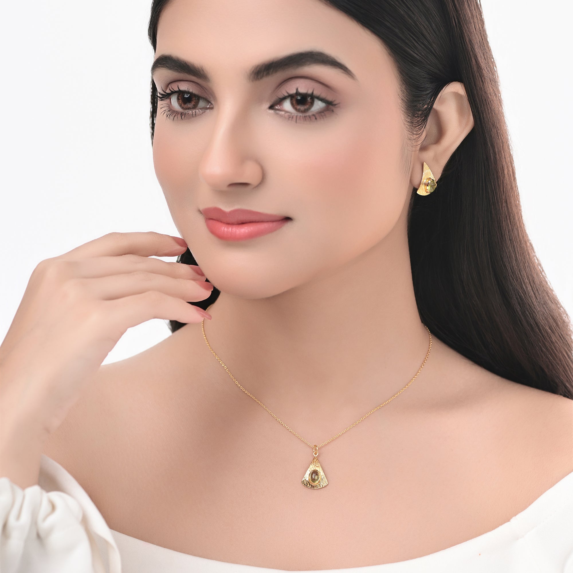 The Verdant Ray Pendant Set