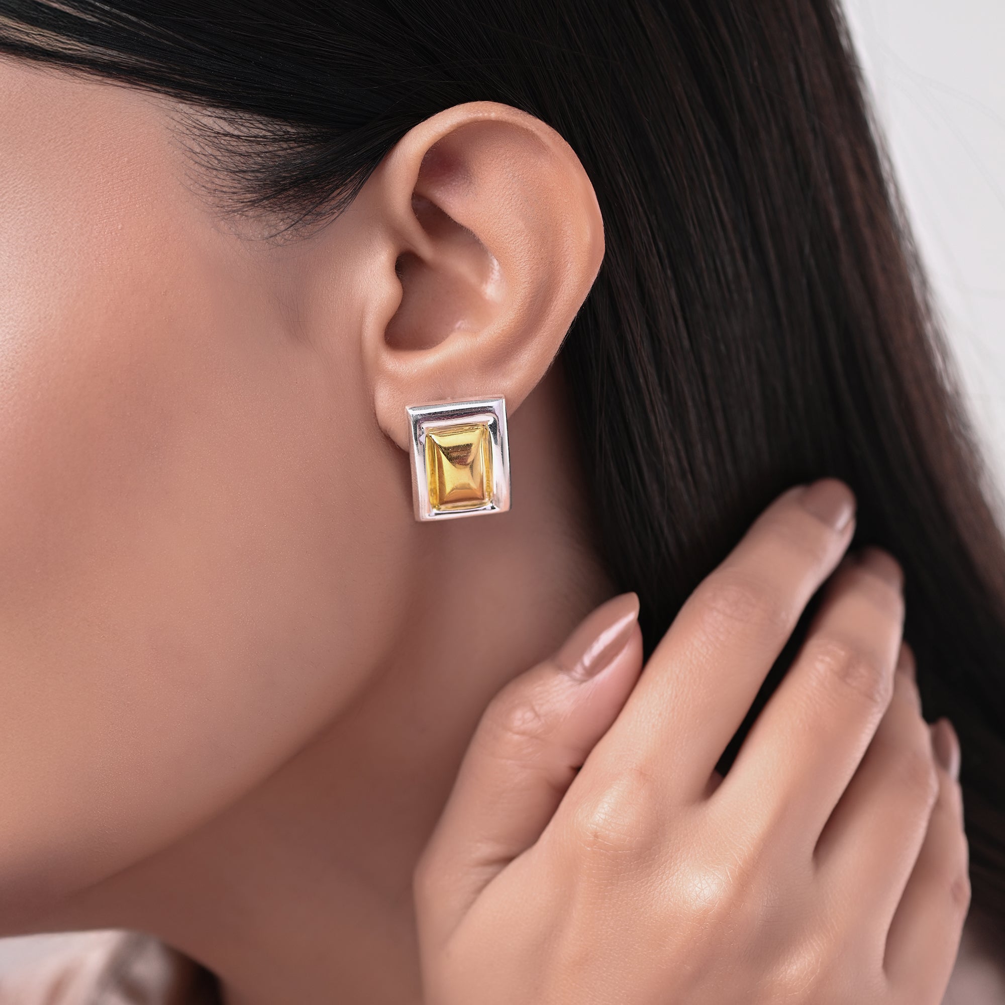 The Aurum Stud Earrings