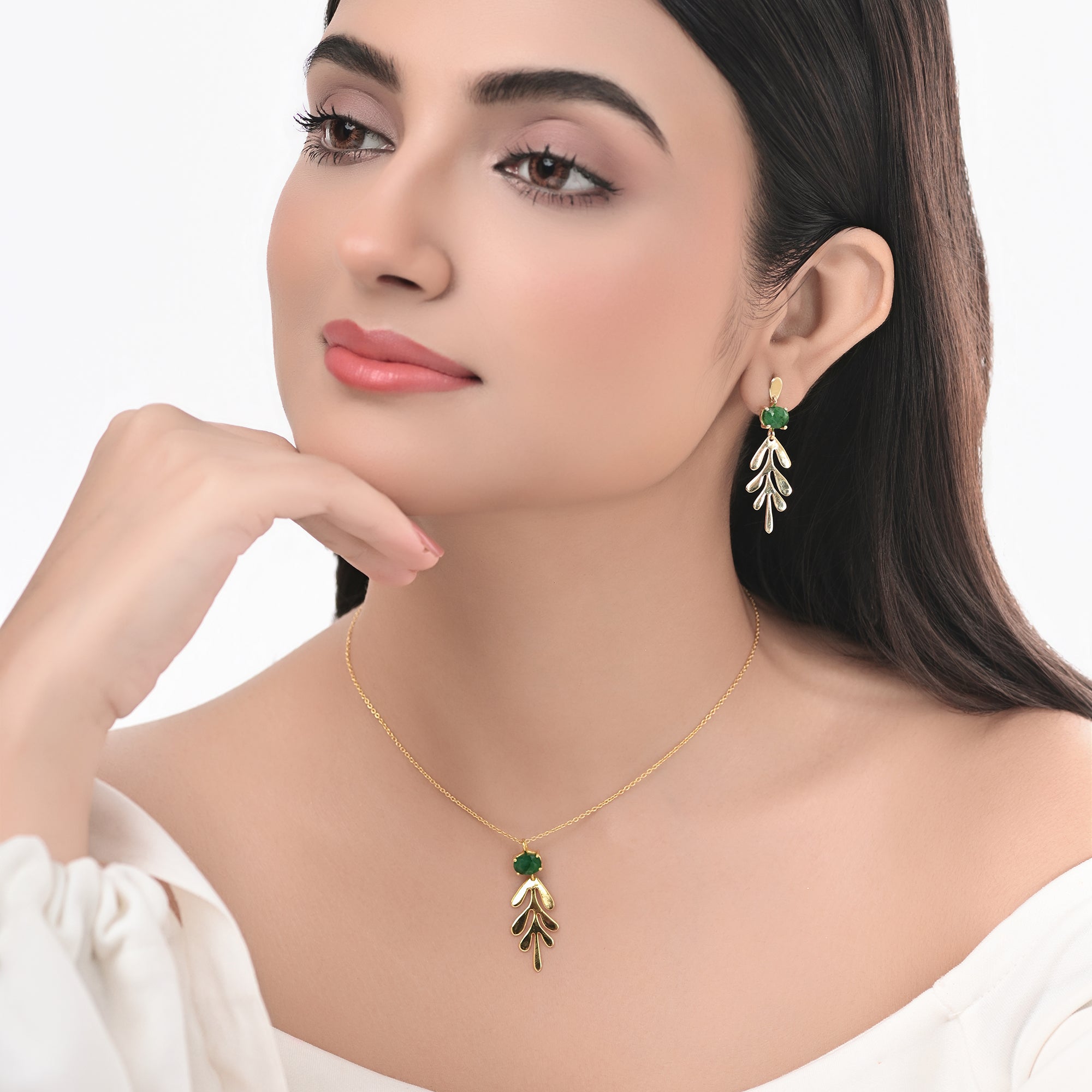 The Emrald Fern Pendant Set