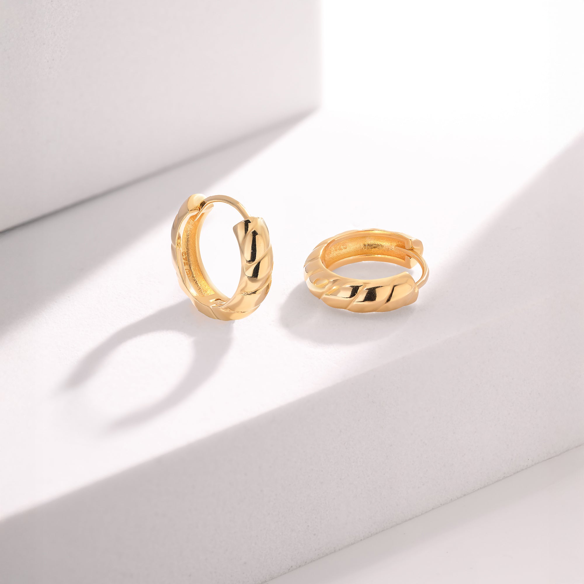 The Liv Hoops