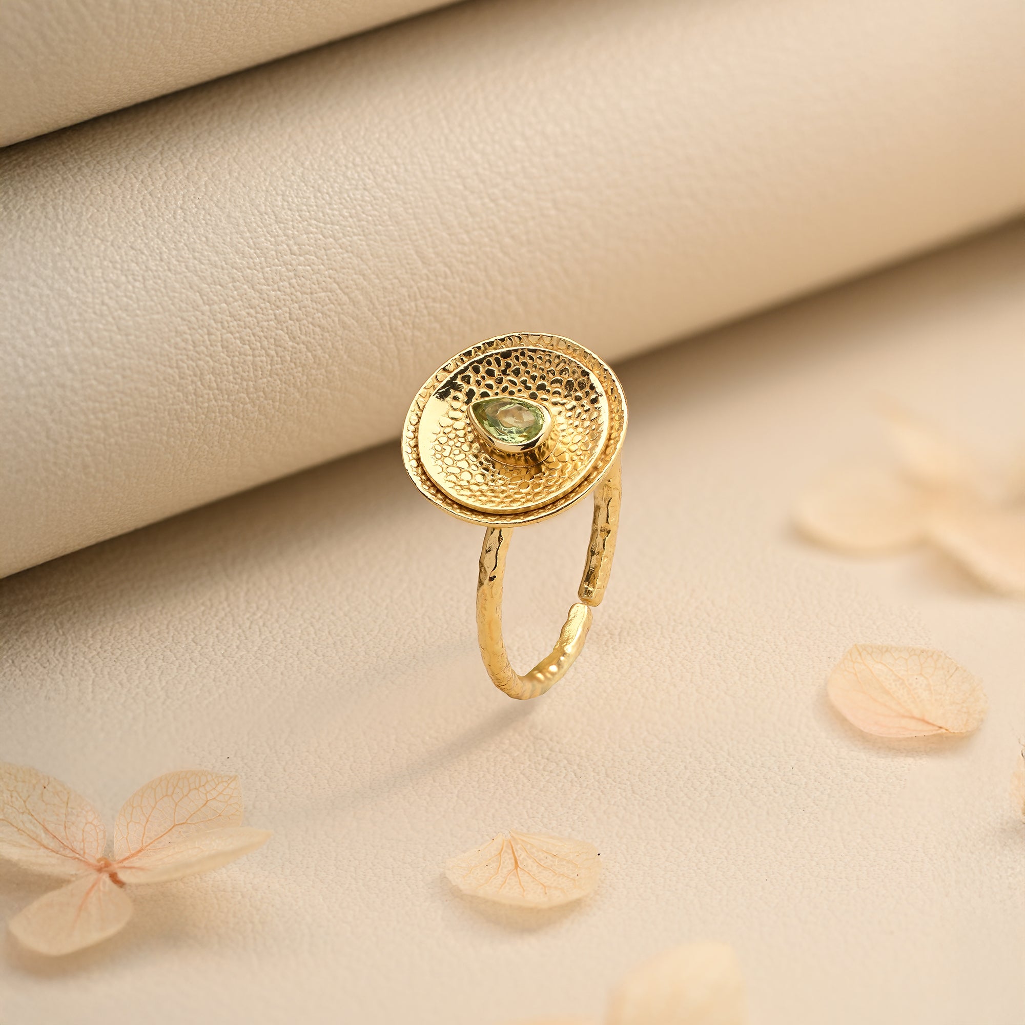The Cirelle Ring